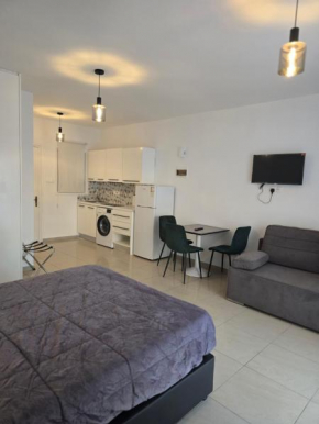 Margarita gardens block 6 apartment 623